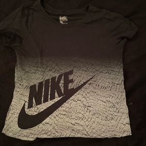 black and white nike tee shirt